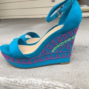 Gianni Bini Suede Wedge